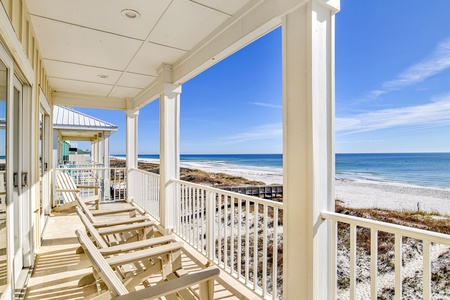 Private 2nd floor balcony off of bedroom 3