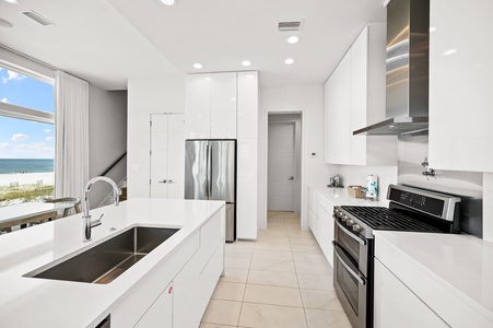 A modern, upscale, fully equipped kitchen