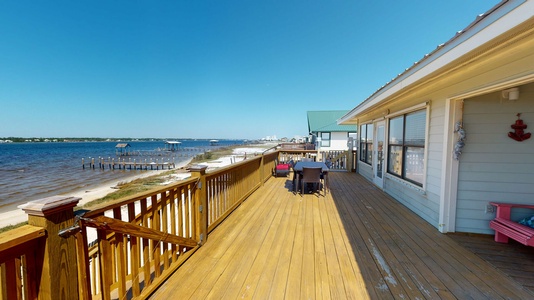 Plenty of back deck space for grilling