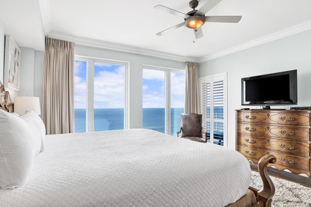 With a King size bed, TV and private bathroom