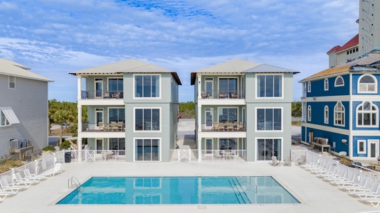 The Hammock Dunes has a total of 14 bedrooms and 14 bathrooms