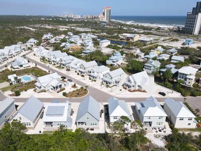 The home is nestled between the Gulf and the State Park