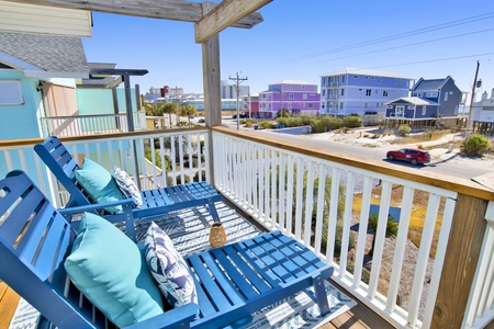 Hello Waves (unit B) Master bedroom balcony