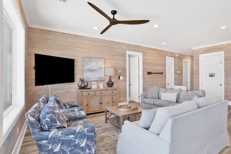 Spacious living room with flatscreen TV