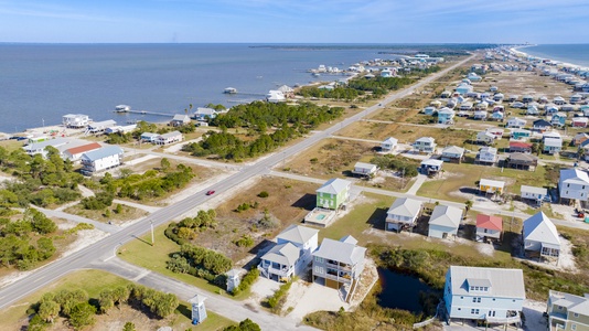 Breakers 1 has access to a community fishing pier on the Bay side of the peninsula