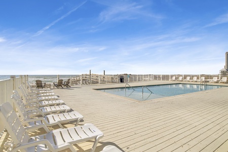 Shared community pool for The Hammock Dunes and the 11 Cottages