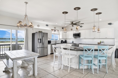 Gorgeous updated kitchen