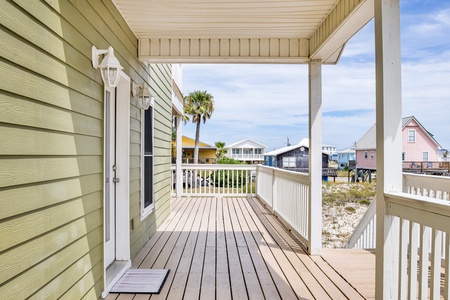 Multi-level pet-friendly home in Ft Morgan that sleeps 13