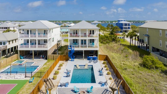Book Between the Tides with Harris Vacations for your next retreat!