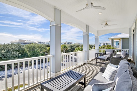 2nd floor balcony off of the living area