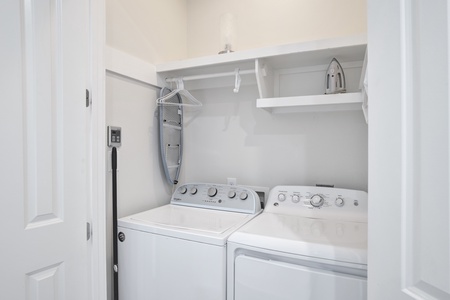 Full size washer/dryer - 2nd floor hall