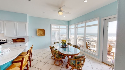 Beautiful and bright dining area with the best views to enjoy over meals. Dining table seats 6