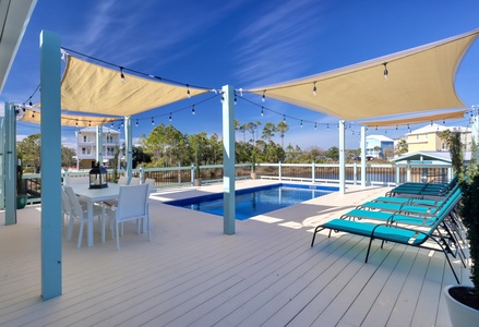 Featuring a private pool