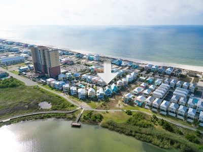 Perfect location in the heart of Gulf Shores, close to everything!