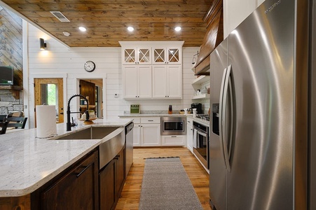 Ravenswood-kitchen