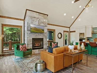 EvergreenDreams-LivingRoom2