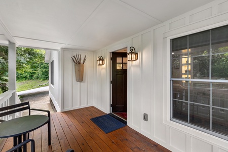 Highlands Hideaway | Close to Town, Pet Friendly, Custom Firepit