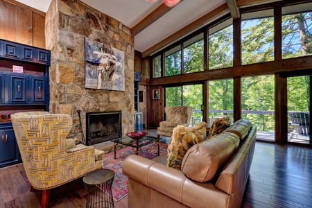 Falling Waters - Serene Natural Getaway