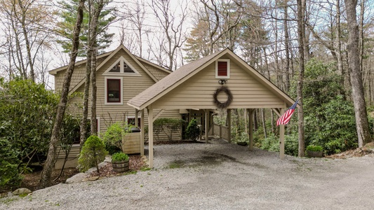 Blue Bird Bungalow - Mountain Retreat