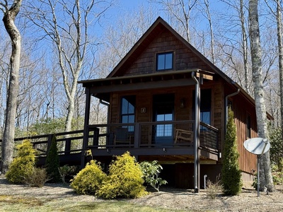 Discovery Cabin #2
