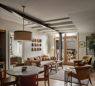 Plateau Loft at Oak over Main