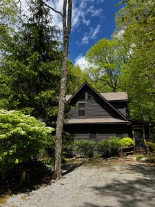 Staghorn Cottage