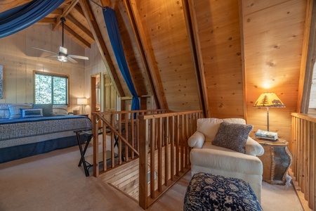 Bedroom 2/Loft