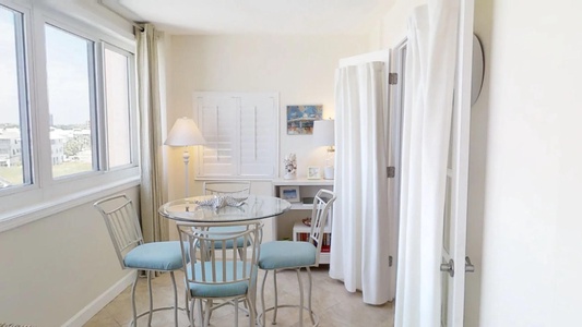 Enclosed Dining Area