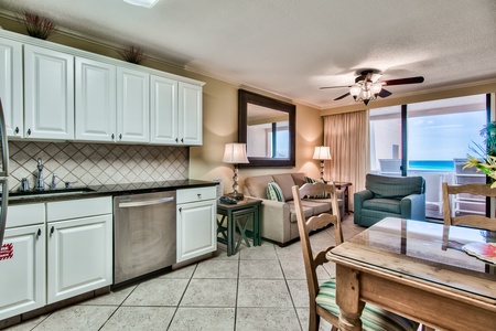 Kitchen/Living Room
