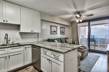 Kitchen / Living Room