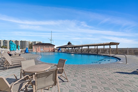 Jetty East Pool