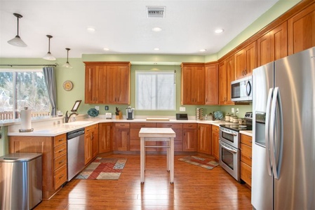 Fully stocked kitchen