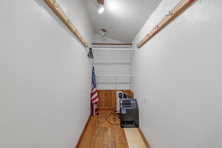 Mudroom/closet