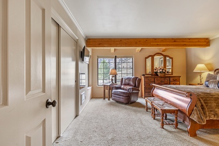 Entrance into primary bedroom