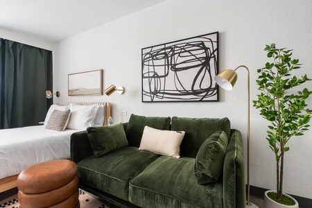 The Levy #0312 | Tranquil studio stay | Upper Kirby