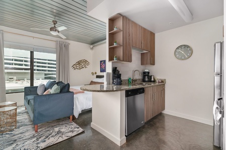 Create magic in this contemporary kitchen with all the necessary amenities.