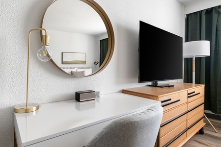 Settle into a calm and organized deskspace.