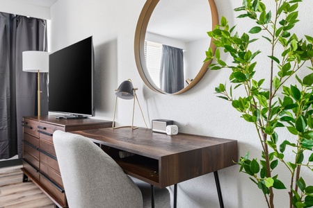 A thoughtfully designed space for work and concentration.