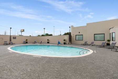 The community offers a refreshing swimming pool, with pool towels conveniently provided in your apartment—just bring them along when you go!