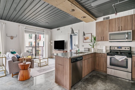 Mid Main Lofts #5225 | Stunning & spacious 1BR loft | Midtown