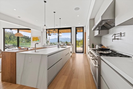 084-505 W Saddle Butte Way-31