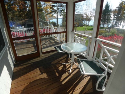 Screened-in porch