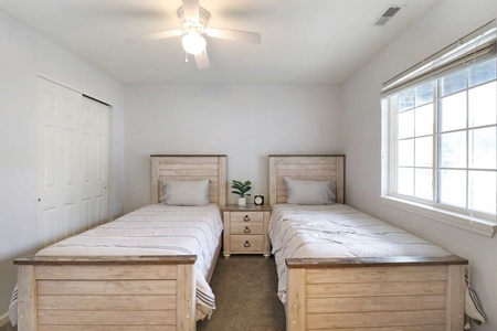 2 Twin beds in Guest Bedroom.