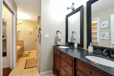 Master Suite attached Bath