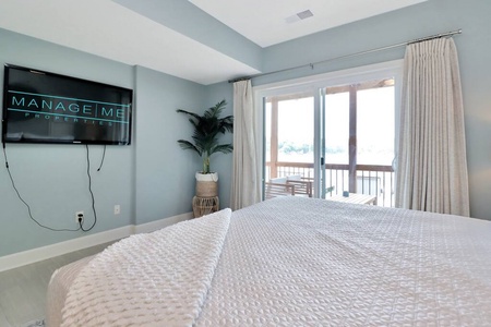 Master Bedroom- Downstairs- with lake views