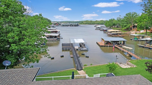 Picture of the Houses Cove