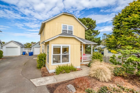 Ocean Gem 3 Bedroom House in Lincoln City OR