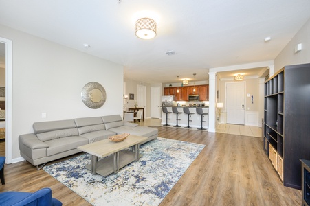 Living/Kitchen