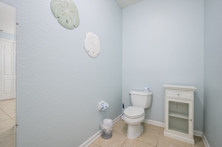 Primary En-Suite Bathroom