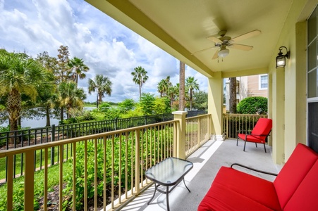 Private Balcony with Lakeview